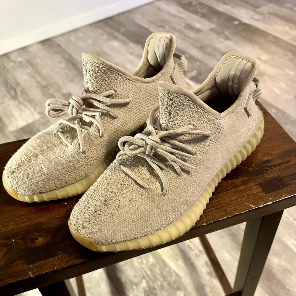 Yeezy x Adidas Grey Fabric Boost 350 V2- Sesame Sneakers Size 10
